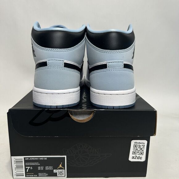 Nike Shoes Air Jordan 1 Mid SE “UNC/Ice Blue" 2024 - Picture 4 of 6